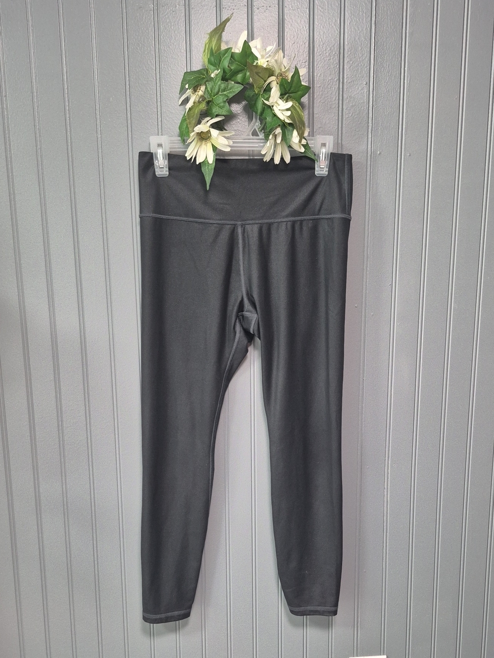 Athleta Elation Ultra High Rise Tight - Picture 3 of 13